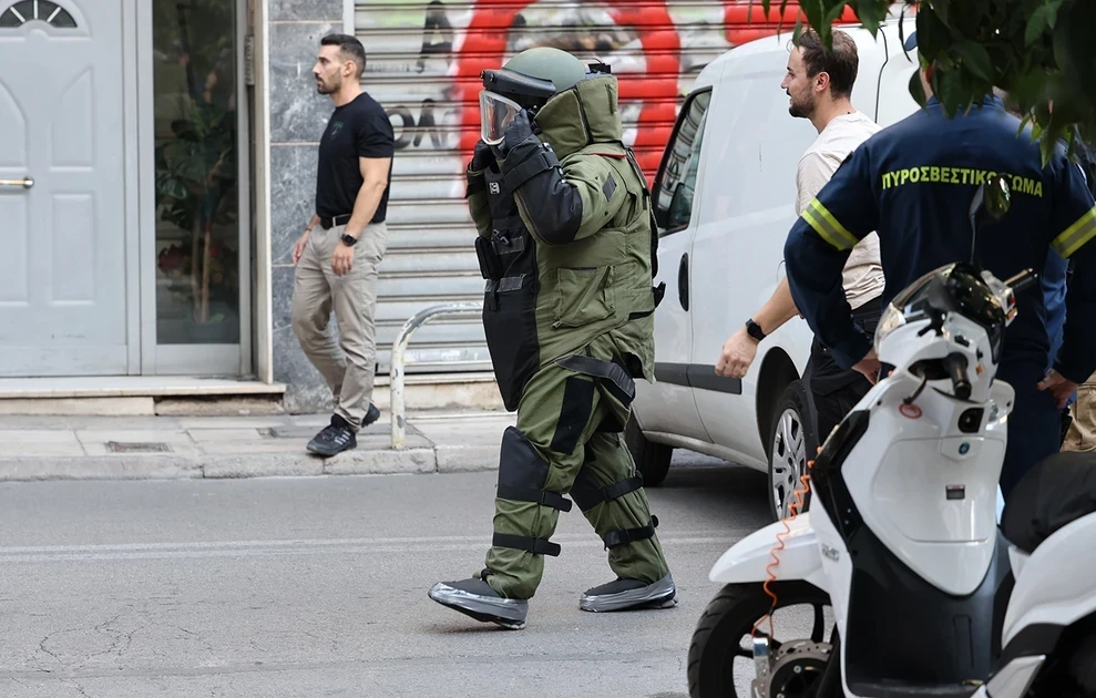 Έκρηξη στον Κολωνό: Ο έμπειρος κατασκευαστής βομβών, τα ναρκωτικά και η έρευνα του ελληνικού FBI