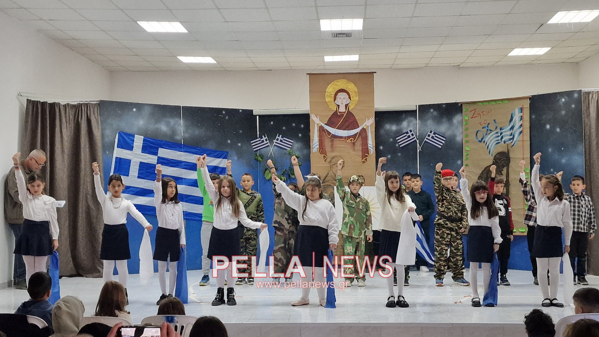 Οι μαθητές των Γαλατάδων τίμησαν το «ΟΧΙ» με συγκίνηση, δημιουργικότητα και μηνύματα ζωής (βίντεο)