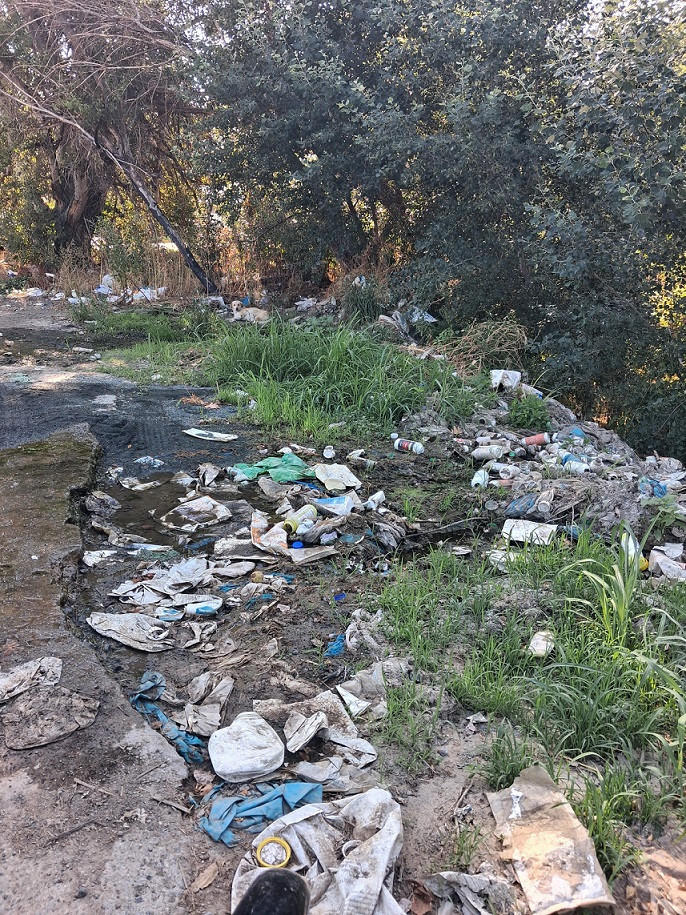 Το Μάνδαλο στο επίκεντρο: Αντιπαράθεση για την κεντρική αίθουσα του χωριού