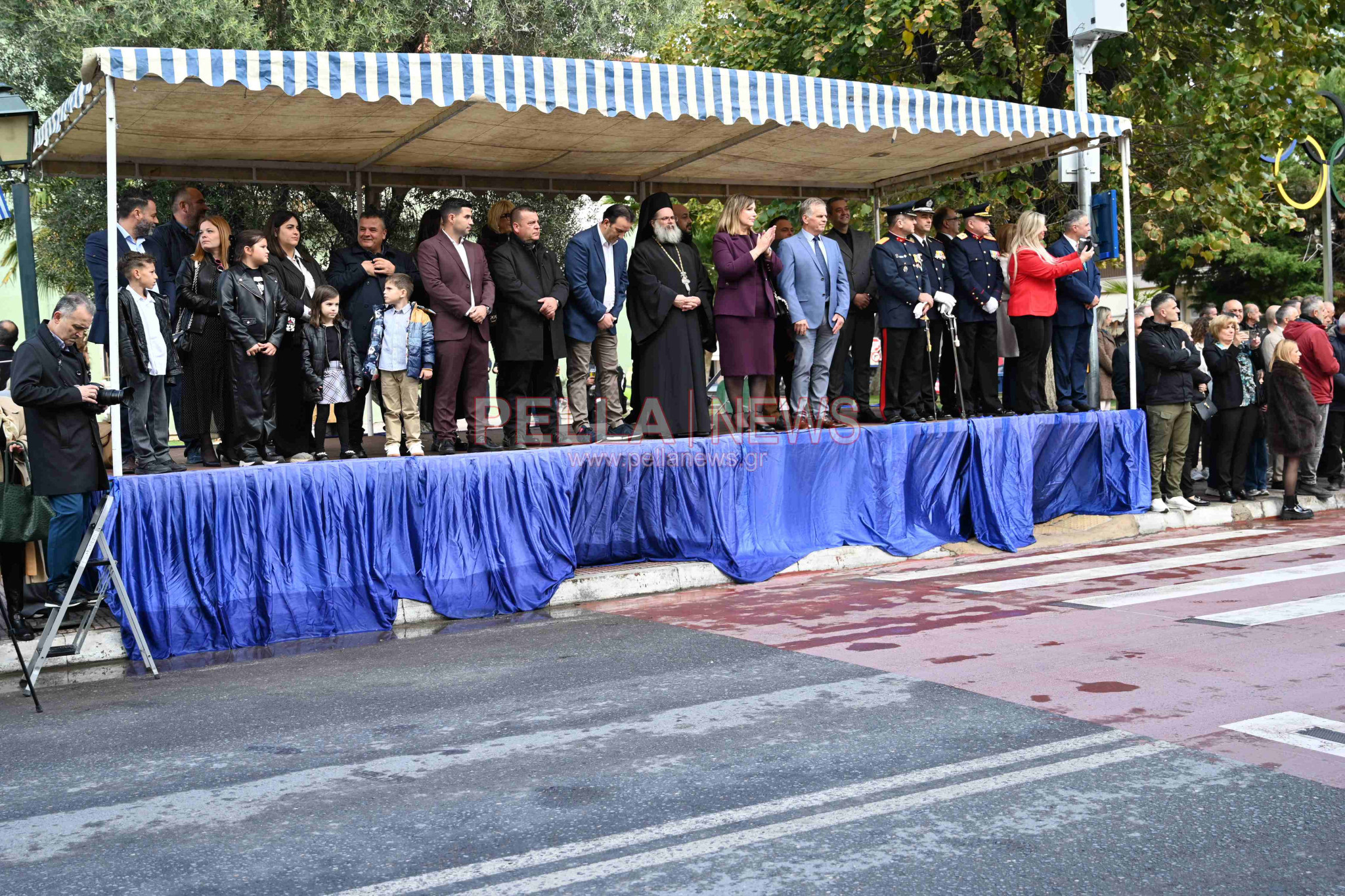 Σκύδρα/28η Οκτωβρίου: Παρέλασαν μαθητές και πολιτιστικοί σύλλογοι!
