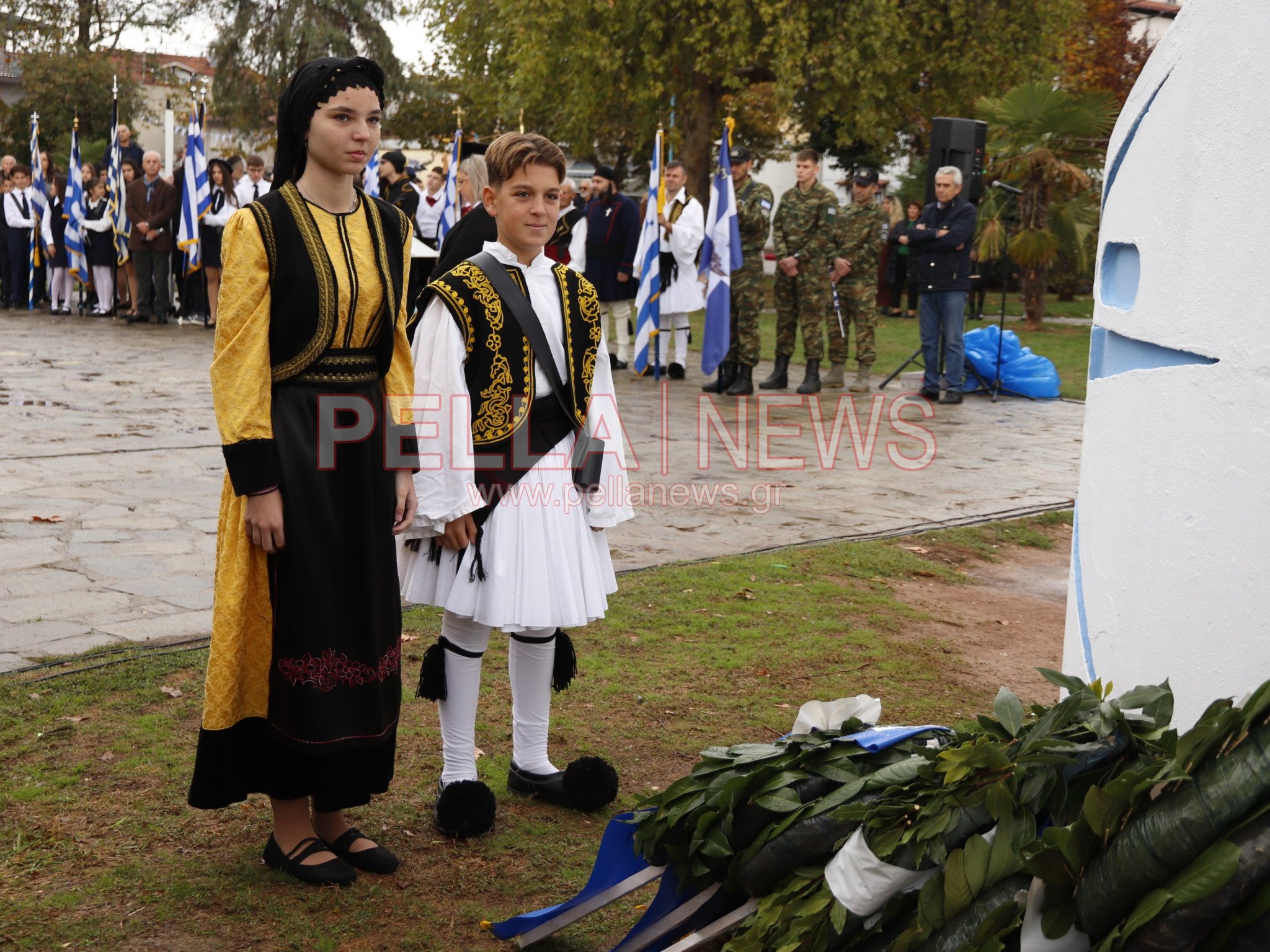Κρύα Βρύση: Με κατάθεση στεφάνων κορυφώθηκαν οι εκδηλώσεις για την επέτειο της 28ης Οκτωβρίου (Φωτογραφίες)