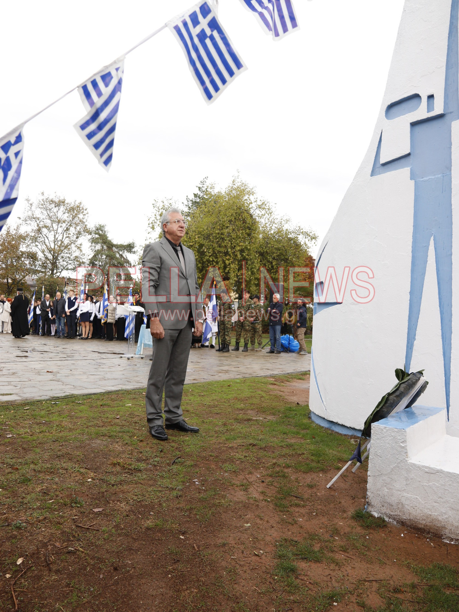 Κρύα Βρύση: Με κατάθεση στεφάνων κορυφώθηκαν οι εκδηλώσεις για την επέτειο της 28ης Οκτωβρίου (Φωτογραφίες)