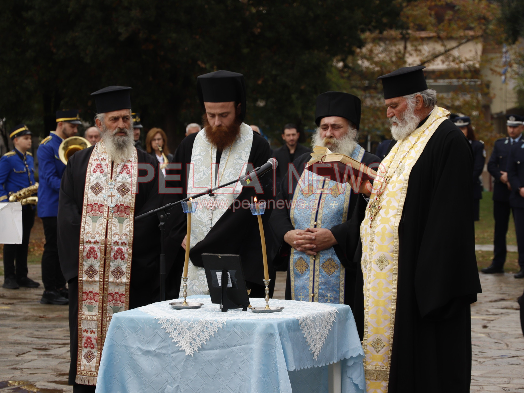 Κρύα Βρύση: Με κατάθεση στεφάνων κορυφώθηκαν οι εκδηλώσεις για την επέτειο της 28ης Οκτωβρίου (Φωτογραφίες)