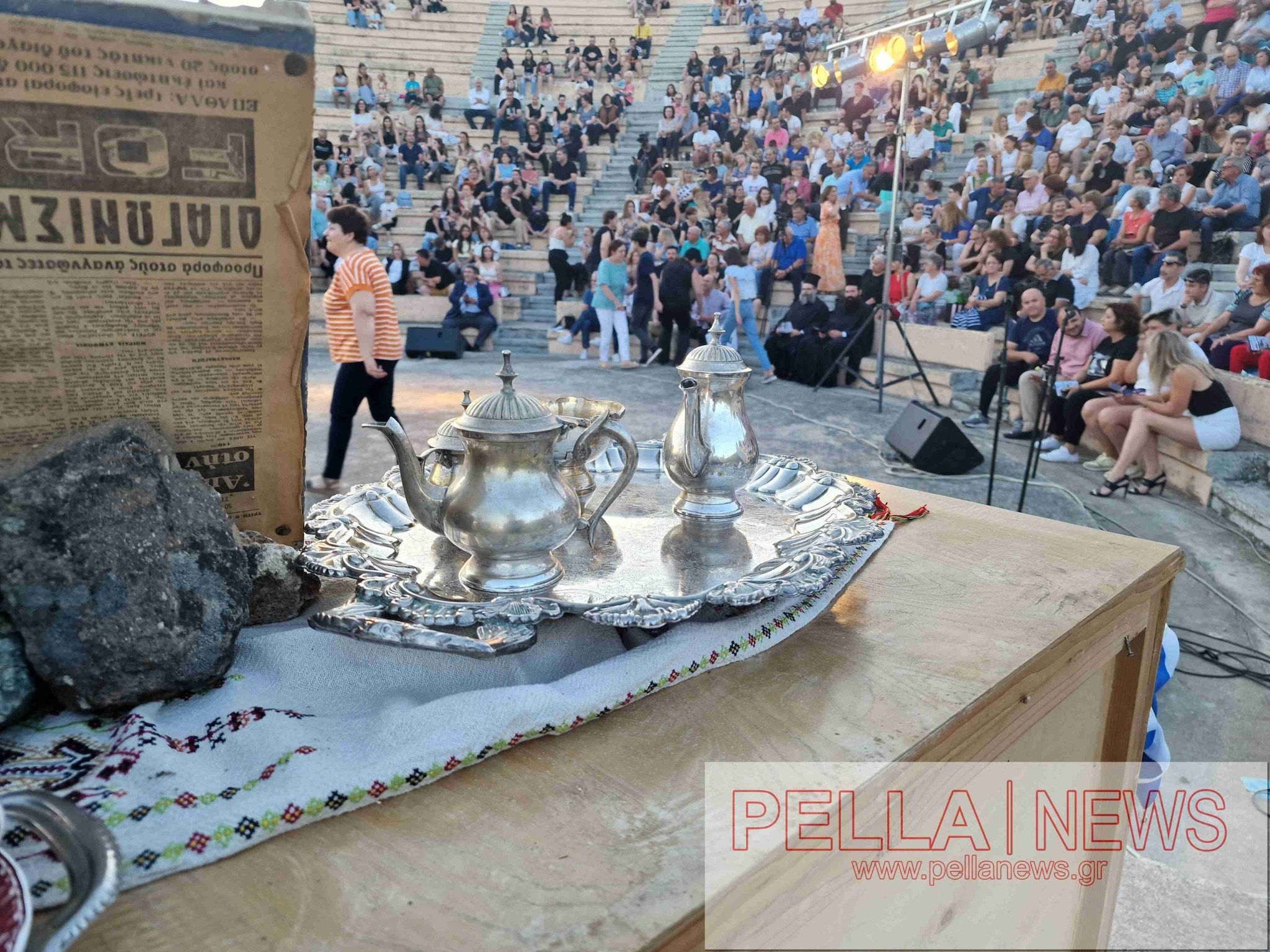 Σχολική εκδήλωση σταθμός για τον Δ. Σκύδρας:  ζωντάνεψαν μνήμες, συγκίνησαν, έστειλαν μηνύματα επίκαιρα όσο ποτέ οι μαθητές 5 σχολείων