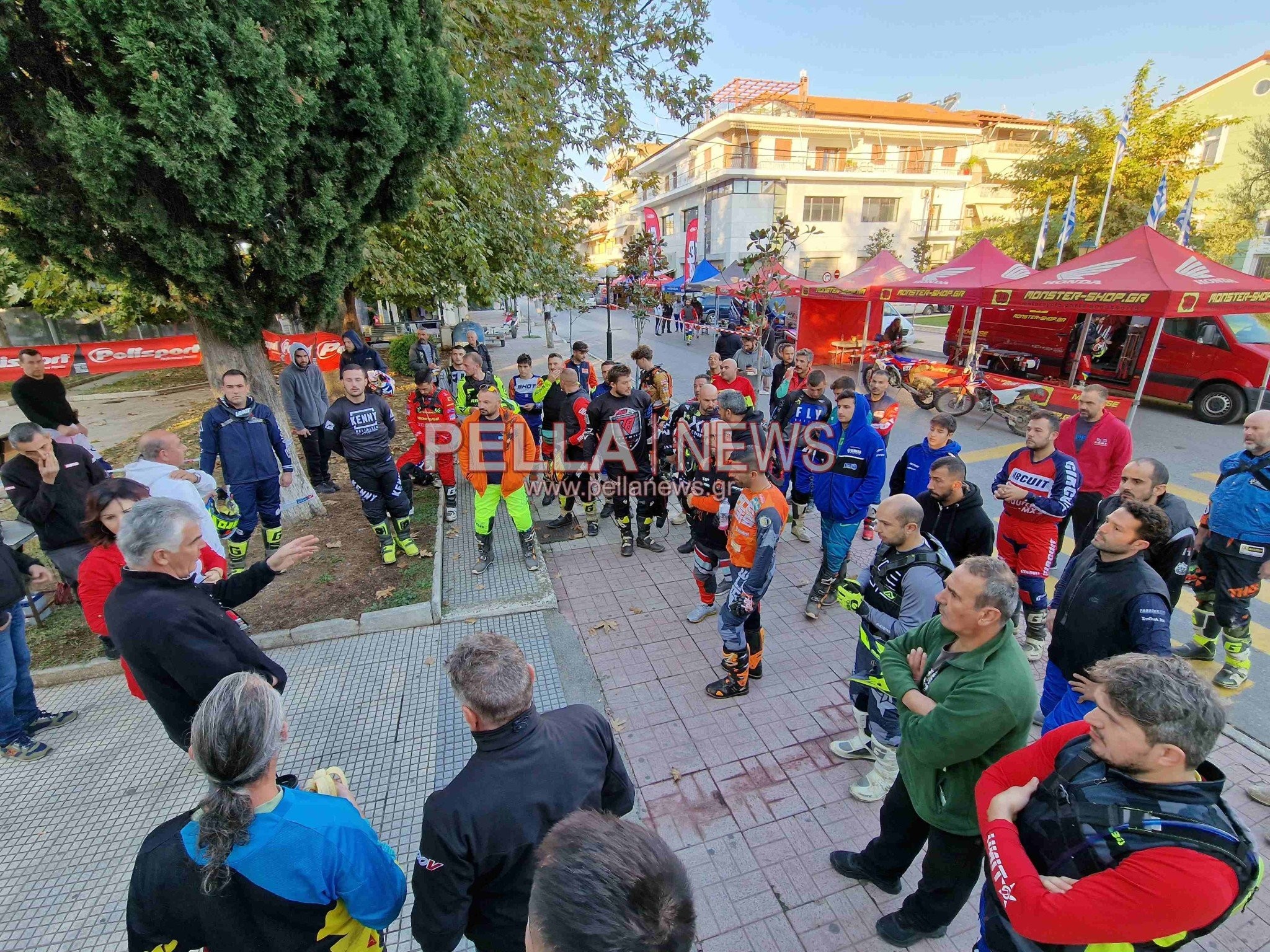 Σε εξέλιξη οι αγώνες Enduro στη Σκύδρα