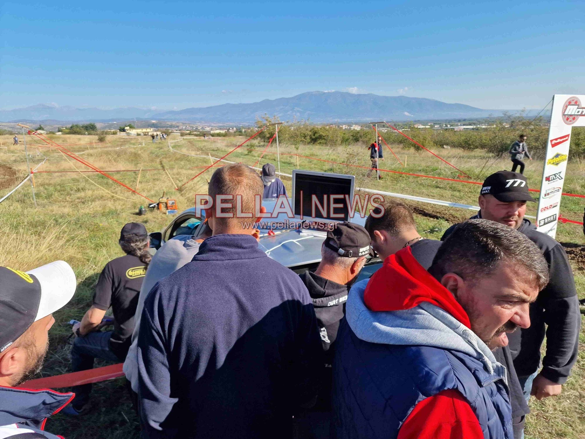 Αγώνες Enduro στη Σκύδρα-οι προσπάθειες των αθλητών στις ειδικές πίστες στον λόφο Τούμπα