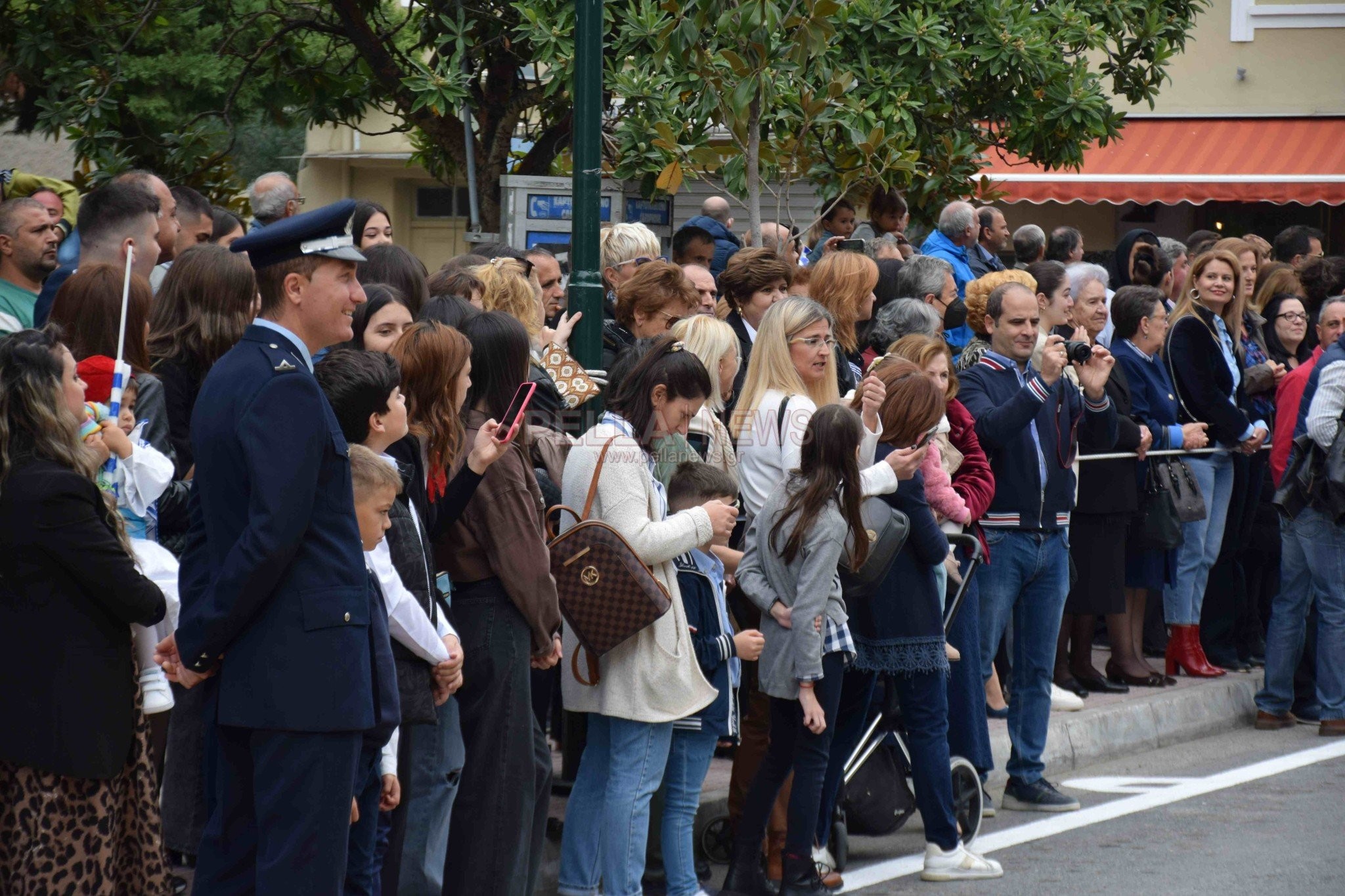 Σκύδρα: περήφανα νιάτα τίμησαν την επέτειο του "ΟΧΙ" (βίντεο & φώτο)