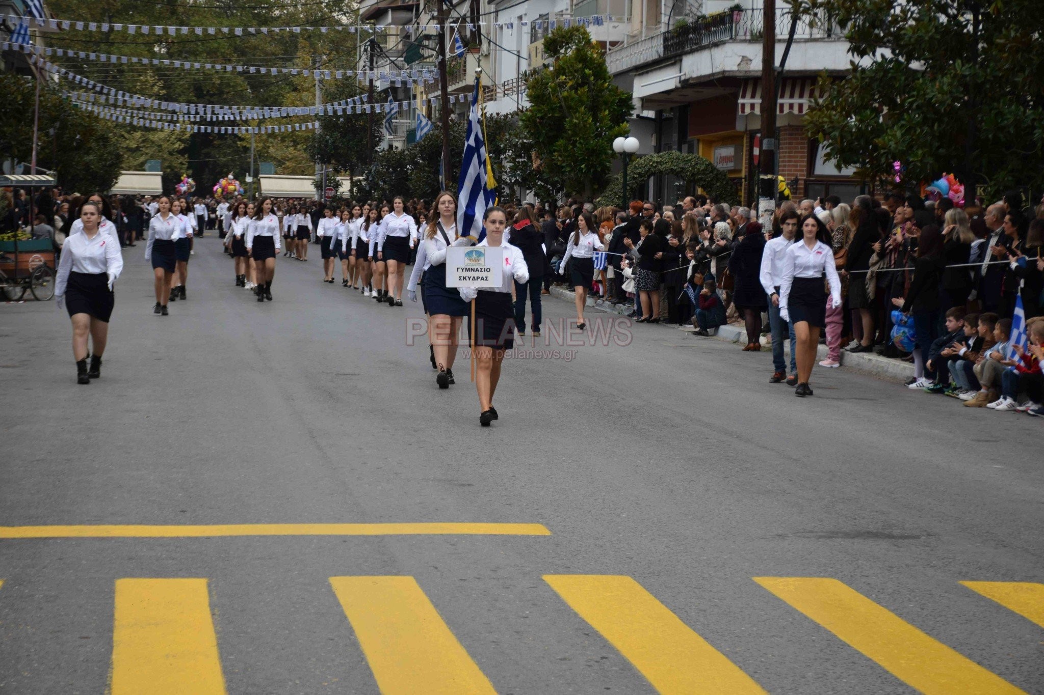 Σκύδρα: περήφανα νιάτα τίμησαν την επέτειο του "ΟΧΙ" (βίντεο & φώτο)