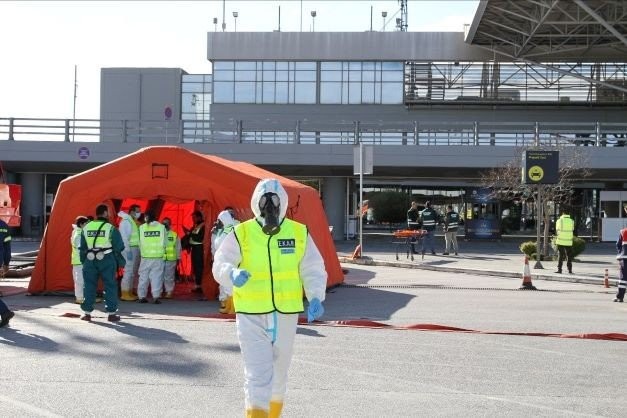 Το ΕΤΙΚ-ΕΚΑΒ σε άσκηση για απειλή χρήσης «βρώμικης βόμβας» με ομηρία, στο αεροδρόμιο Θεσσαλονίκης «ΜΑΚΕΔΟΝΙΑ»