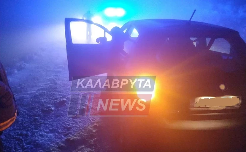 Καλάβρυτα: Δύο επιβάτες ΙΧ εγκλωβίστηκαν σε υψόμετρο 2.000 μέτρων στον χιονισμένο Χελμό