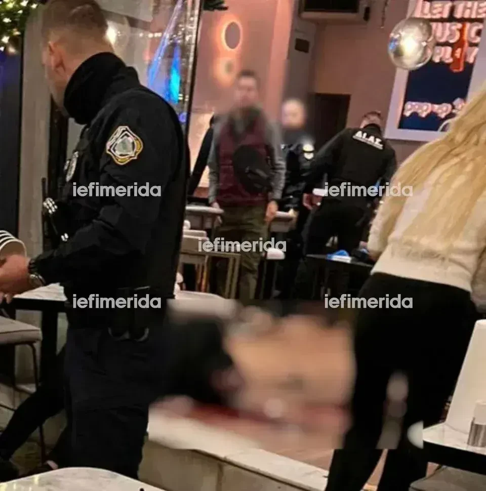 Σοκ με τους πυροβολισμούς του εκτελεστή στη Νέα Σμύρνη -Ποιος είναι ο άνδρας που έπεσε πρώτος νεκρός