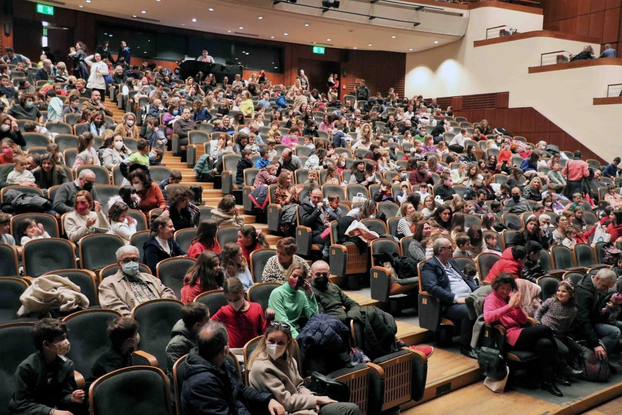 Νίκος Νίτσας «Ύστερα από δύο χρόνια η συνάντηση χαράς με τα παιδιά των μελών του ΙΣΘ»