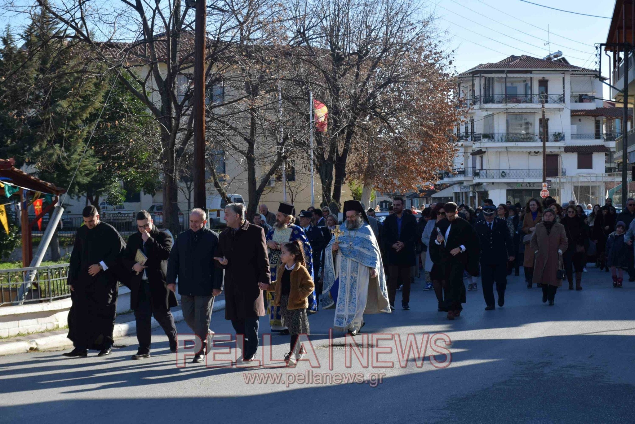 Σκύδρα: Ο μικρός Αλέξανδρος έπιασε τον Σταυρό