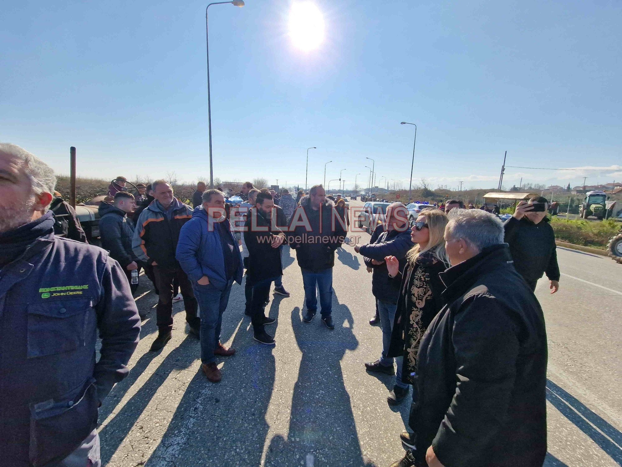 Οι αγρότες στα φανάρια Μαυροβουνίου- Τι είπε ο Πασάκης στον Μπούμπα