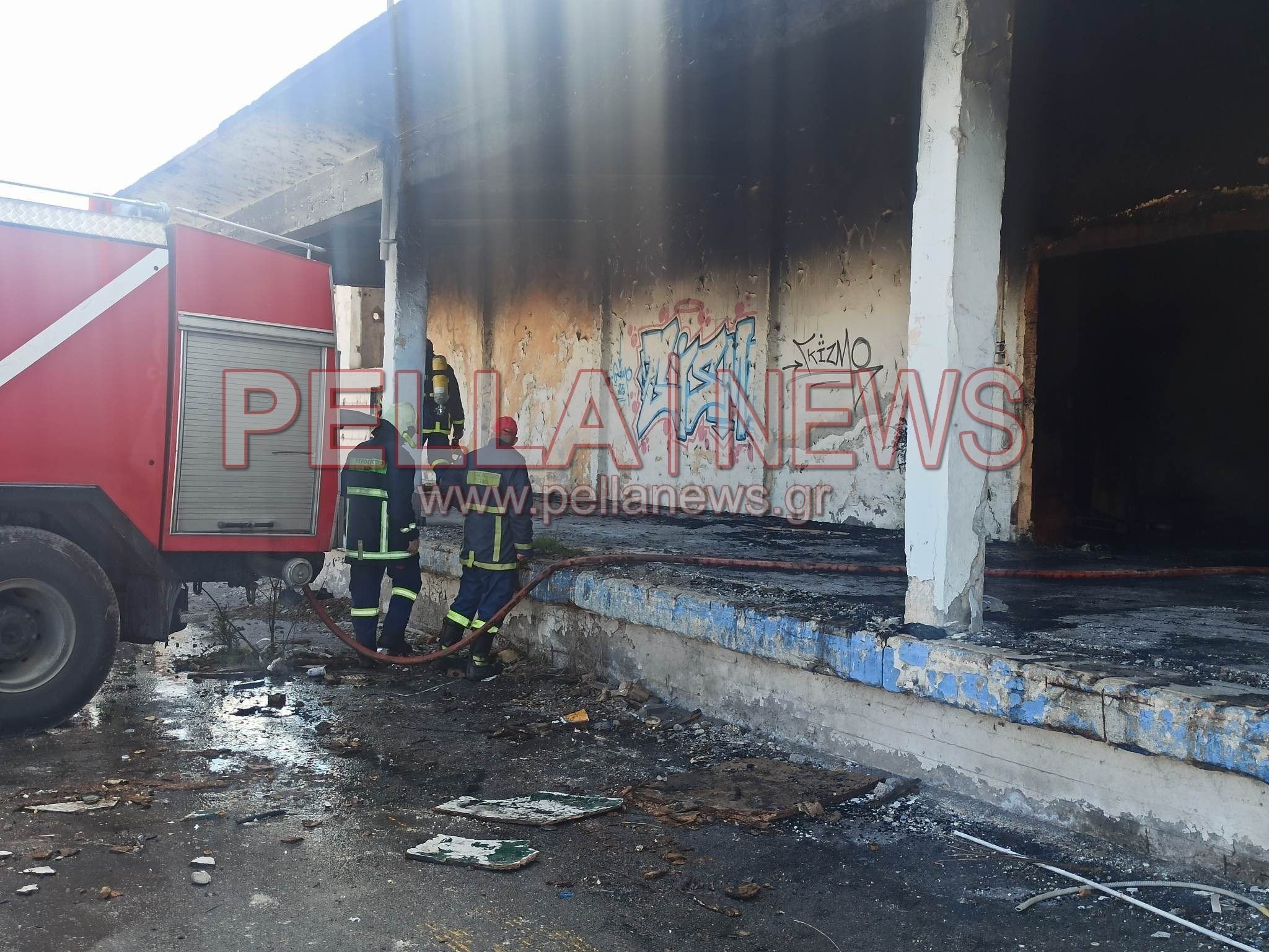 Φωτιά στα Γιαννιτσά: Επιχείρηση της Π.Υ. στο 2ο χιλ. Γιαννιτσών-Αλεξάνδρειας (φώτος)