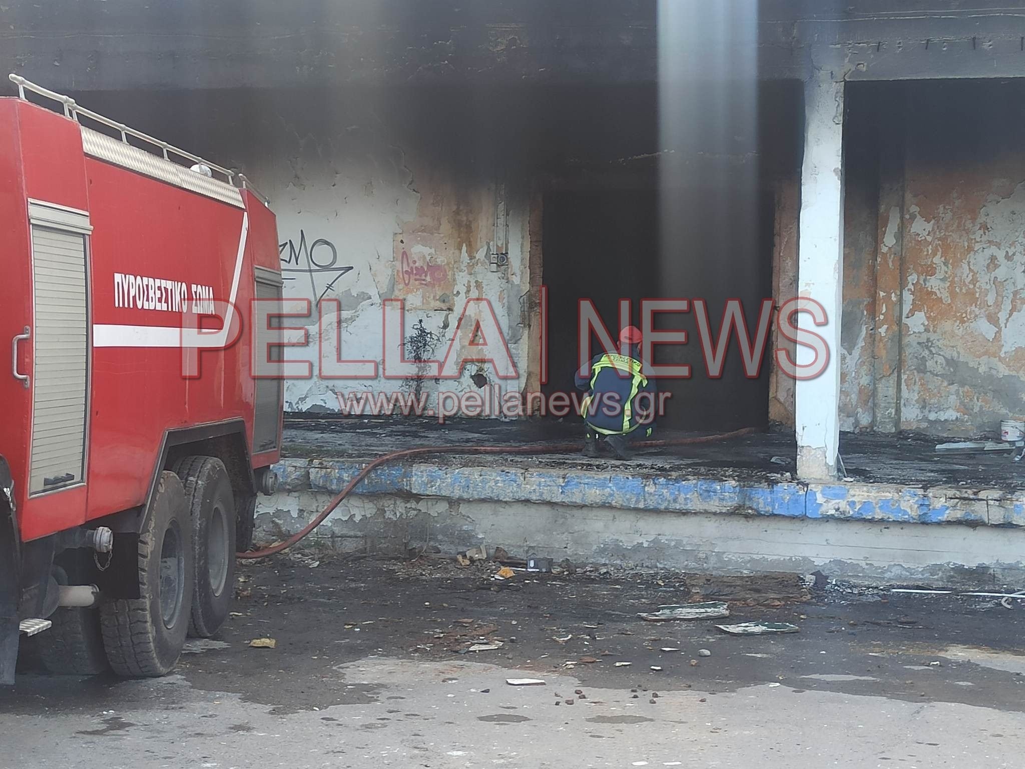 Φωτιά στα Γιαννιτσά: Επιχείρηση της Π.Υ. στο 2ο χιλ. Γιαννιτσών-Αλεξάνδρειας (φώτος)