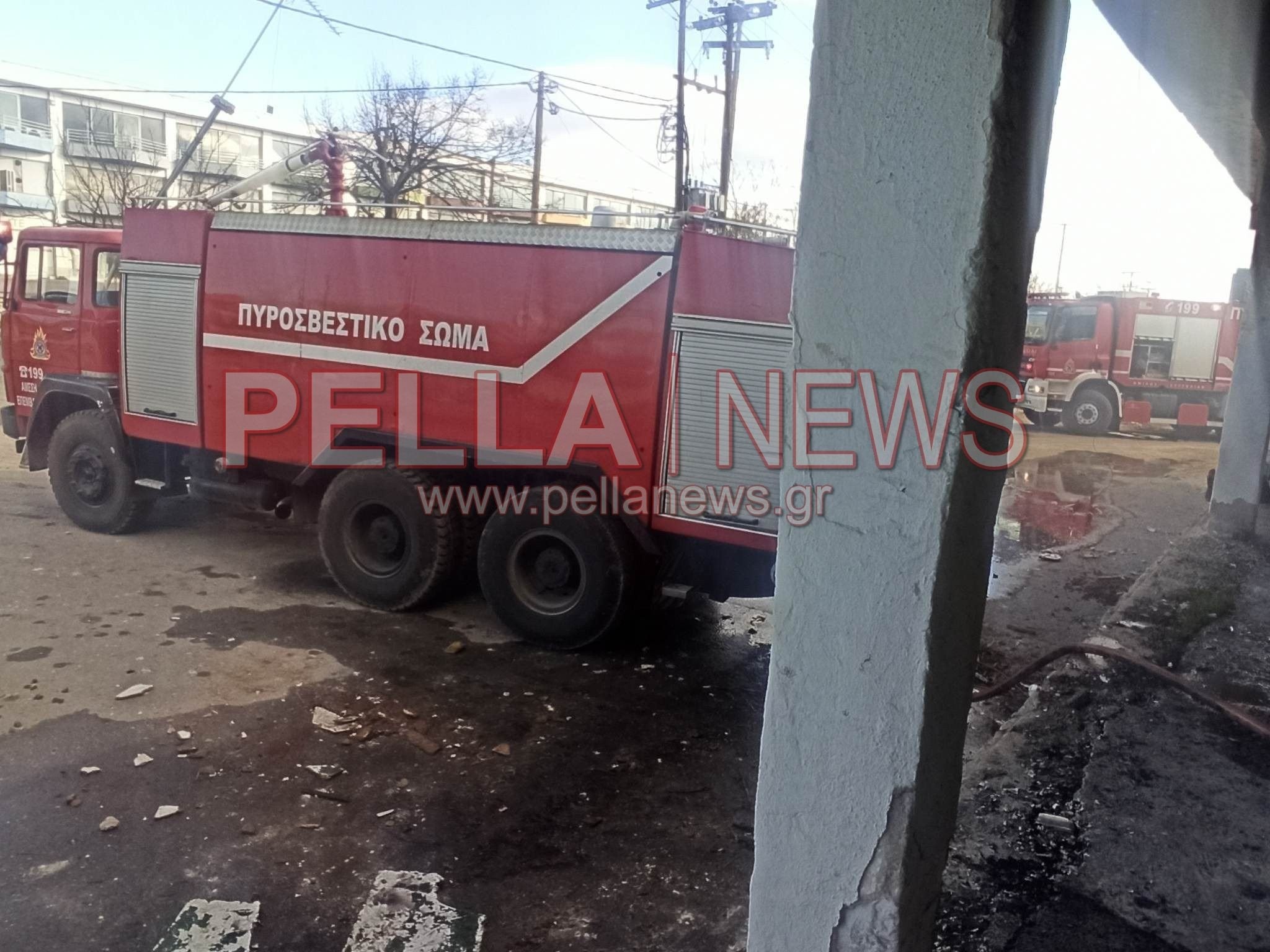 Φωτιά στα Γιαννιτσά: Επιχείρηση της Π.Υ. στο 2ο χιλ. Γιαννιτσών-Αλεξάνδρειας (φώτος)