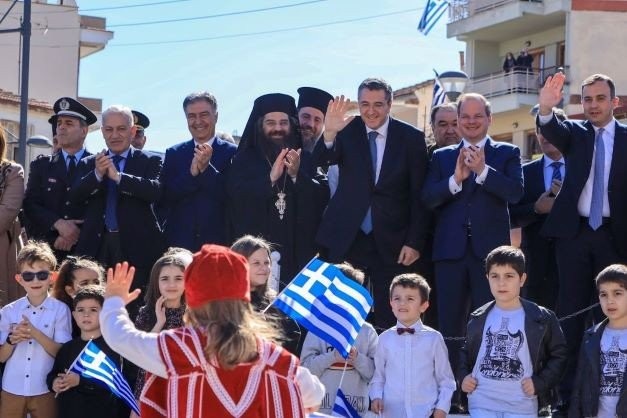 Ο Περιφερειάρχης Κεντρικής Μακεδονίας Απόστολος Τζιτζικώστας στις εκδηλώσεις για την επέτειο της απελευθέρωσης της Νιγρίτας Σερρών