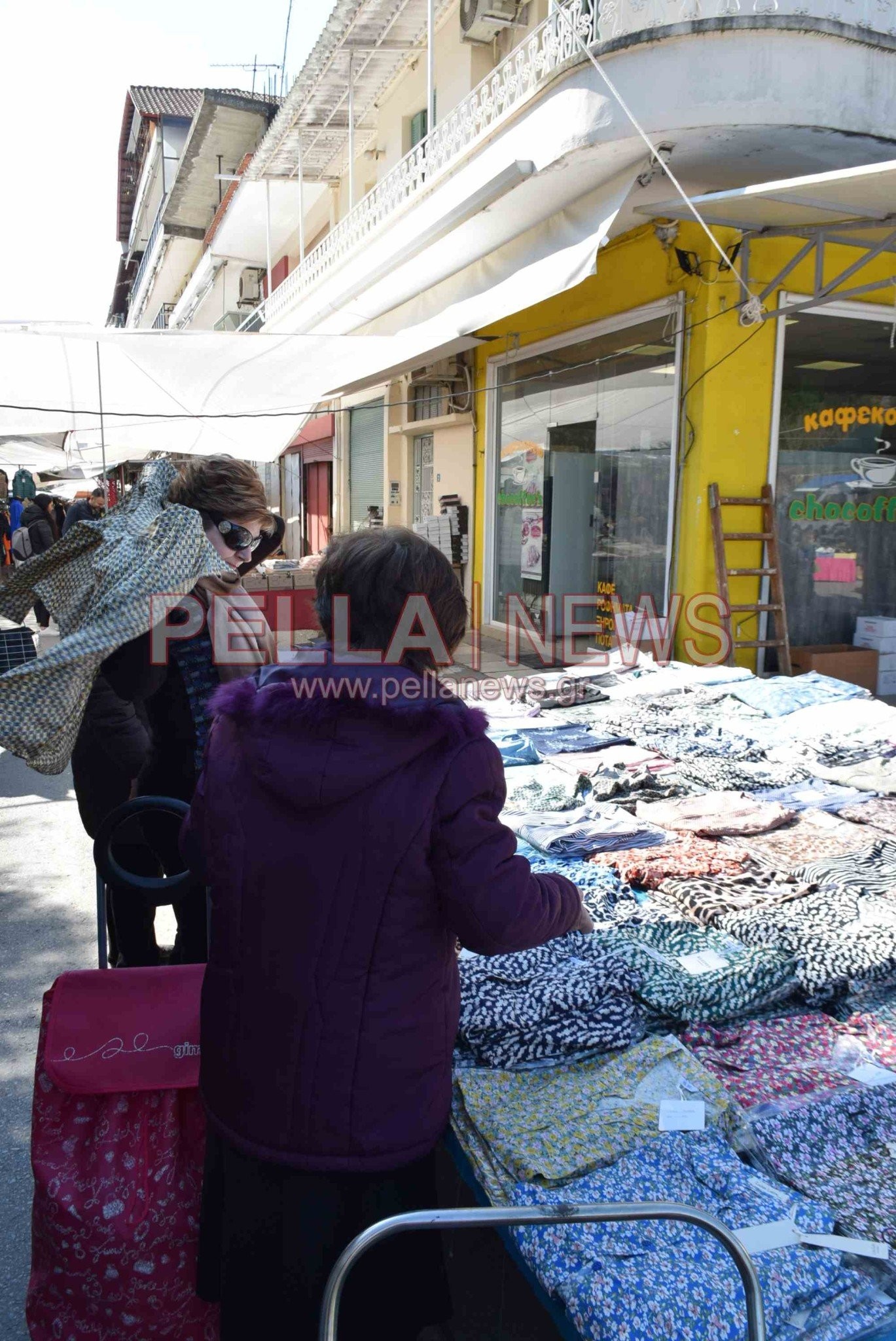 Το «διαμάντι» της Σκύδρας είναι το παζάρι της – φωτογραφικές στιγμές από την κάμερα του pellanews.gr