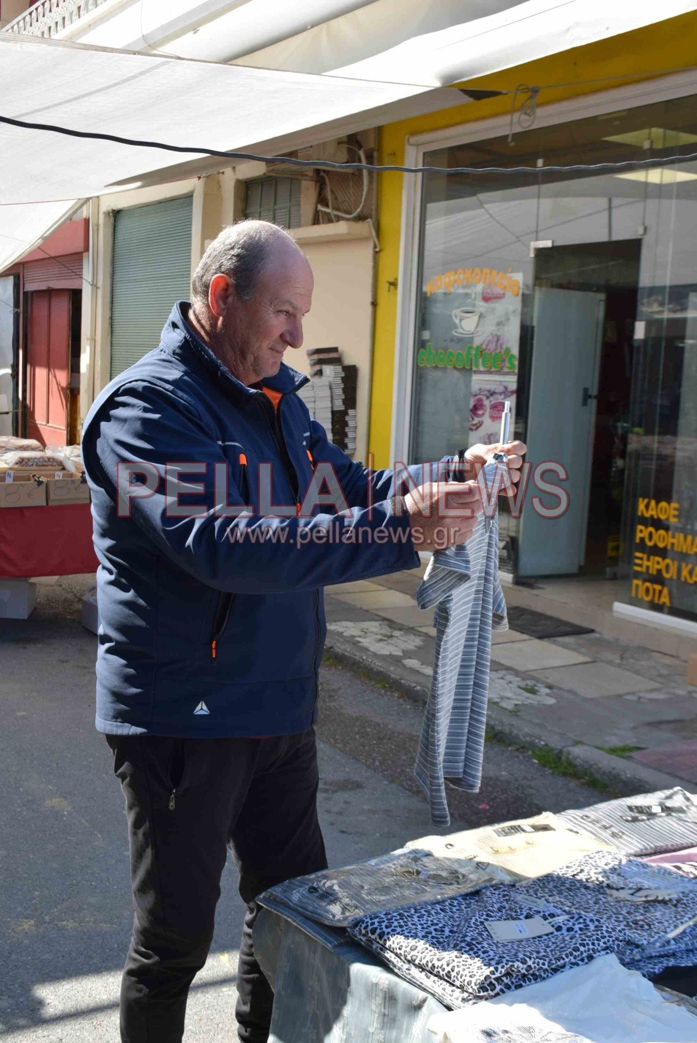 Το «διαμάντι» της Σκύδρας είναι το παζάρι της – φωτογραφικές στιγμές από την κάμερα του pellanews.gr