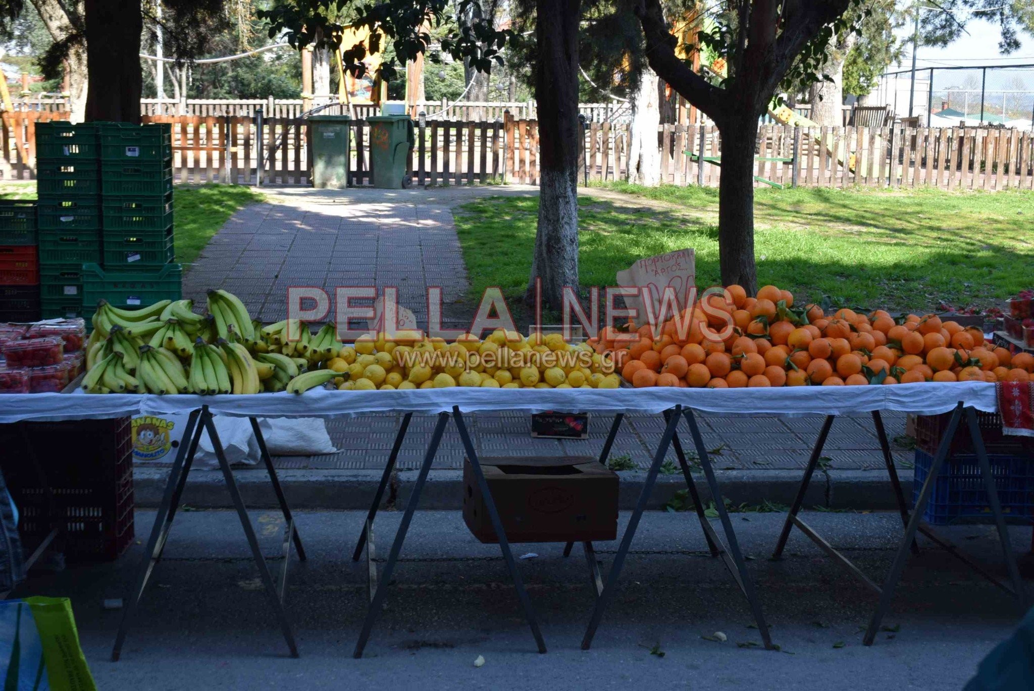 Το «διαμάντι» της Σκύδρας είναι το παζάρι της – φωτογραφικές στιγμές από την κάμερα του pellanews.gr