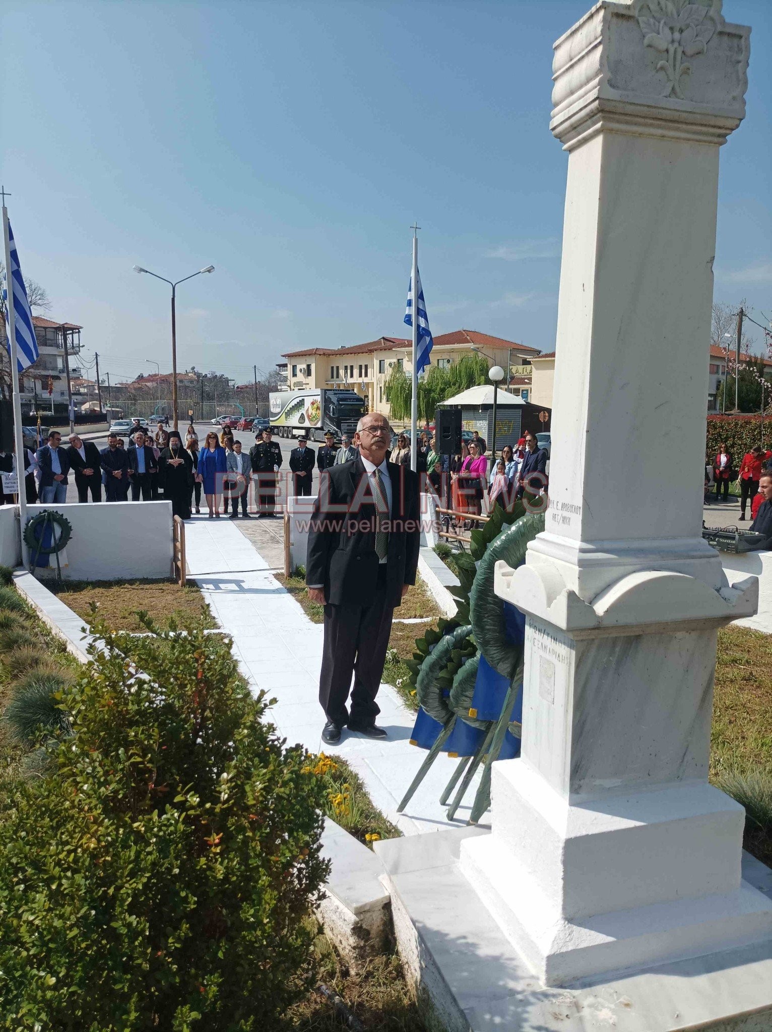 Σκύδρα 25η Μαρτίου: κατάθεση στεφάνων και ο πανηγυρικός από τον Βασίλειο Βλάχο