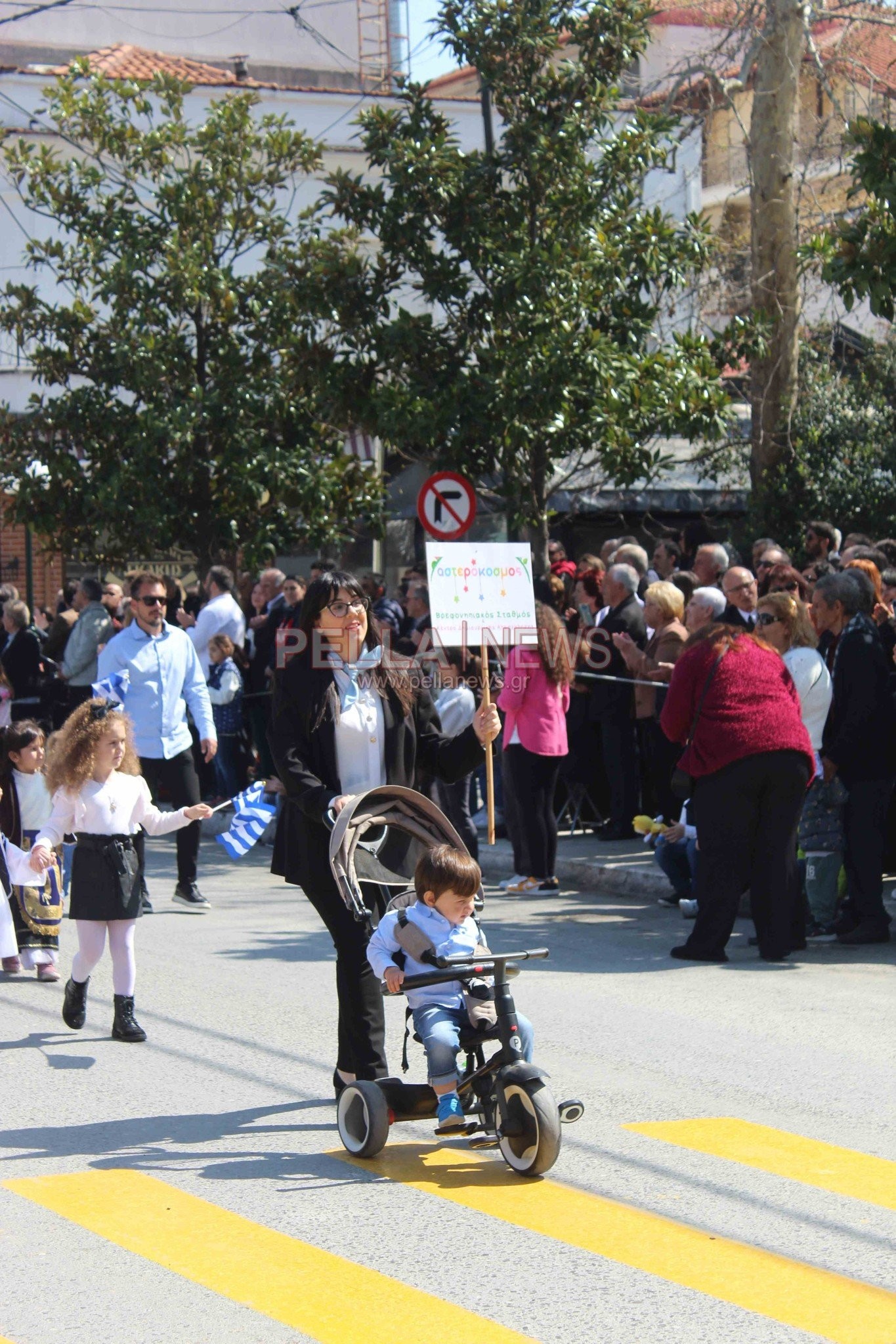 Ο εορτασμός της 25ης Μαρτίου στη Σκύδρα (φωτορεπορτάζ)