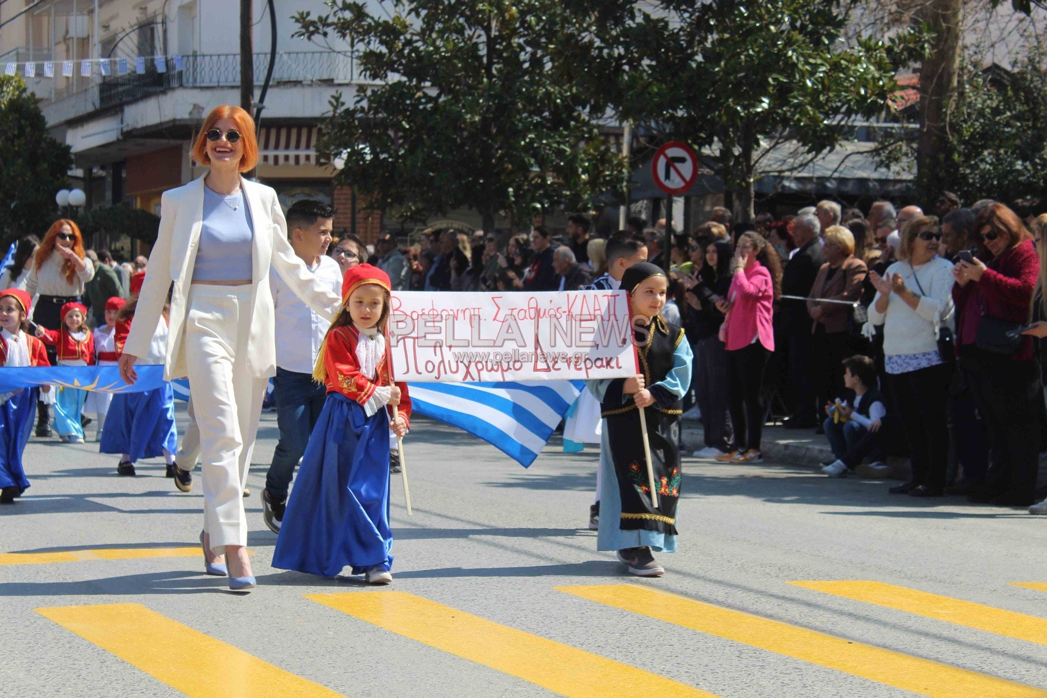 Ο εορτασμός της 25ης Μαρτίου στη Σκύδρα (φωτορεπορτάζ)