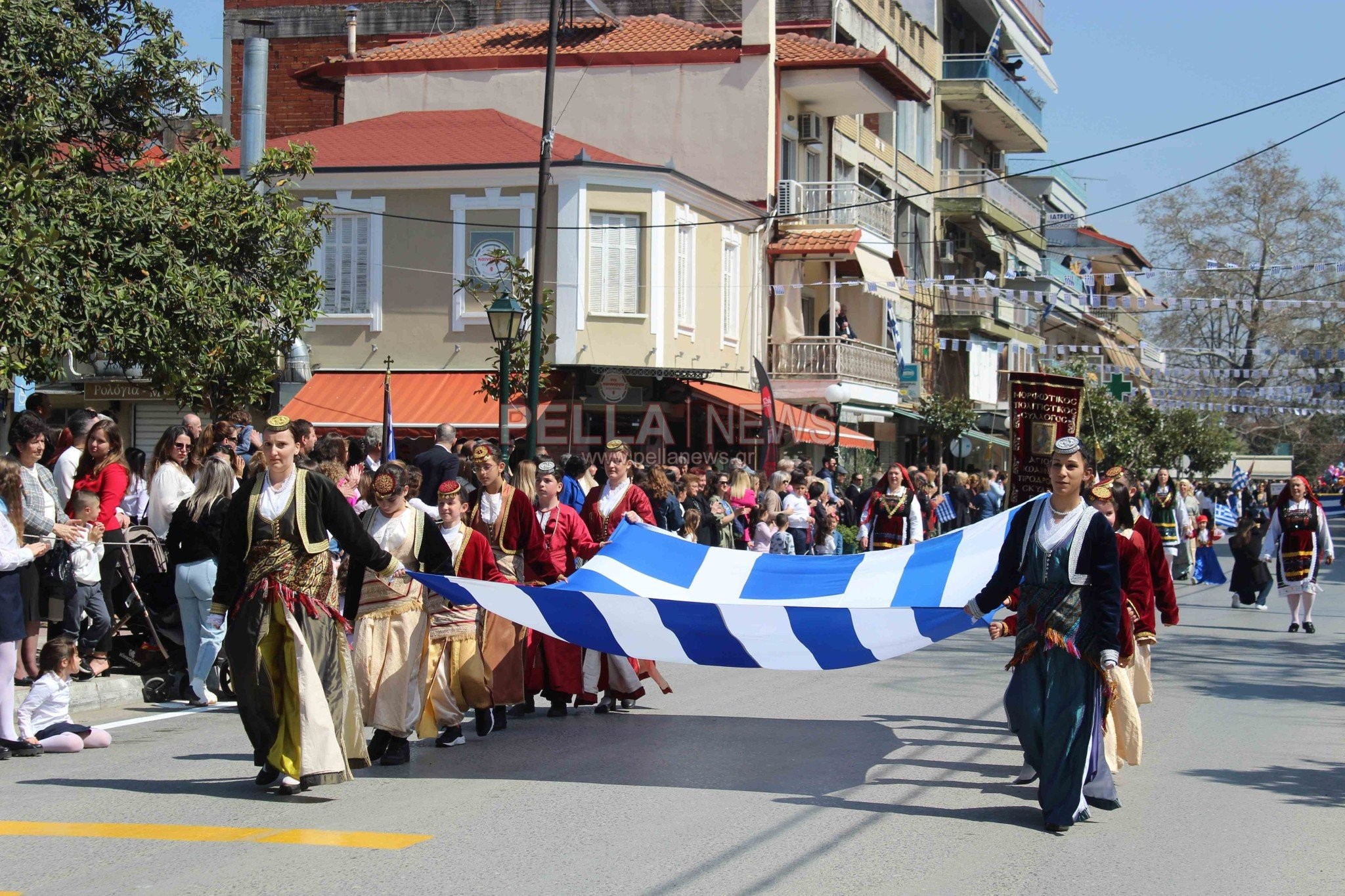 Ο εορτασμός της 25ης Μαρτίου στη Σκύδρα (φωτορεπορτάζ)