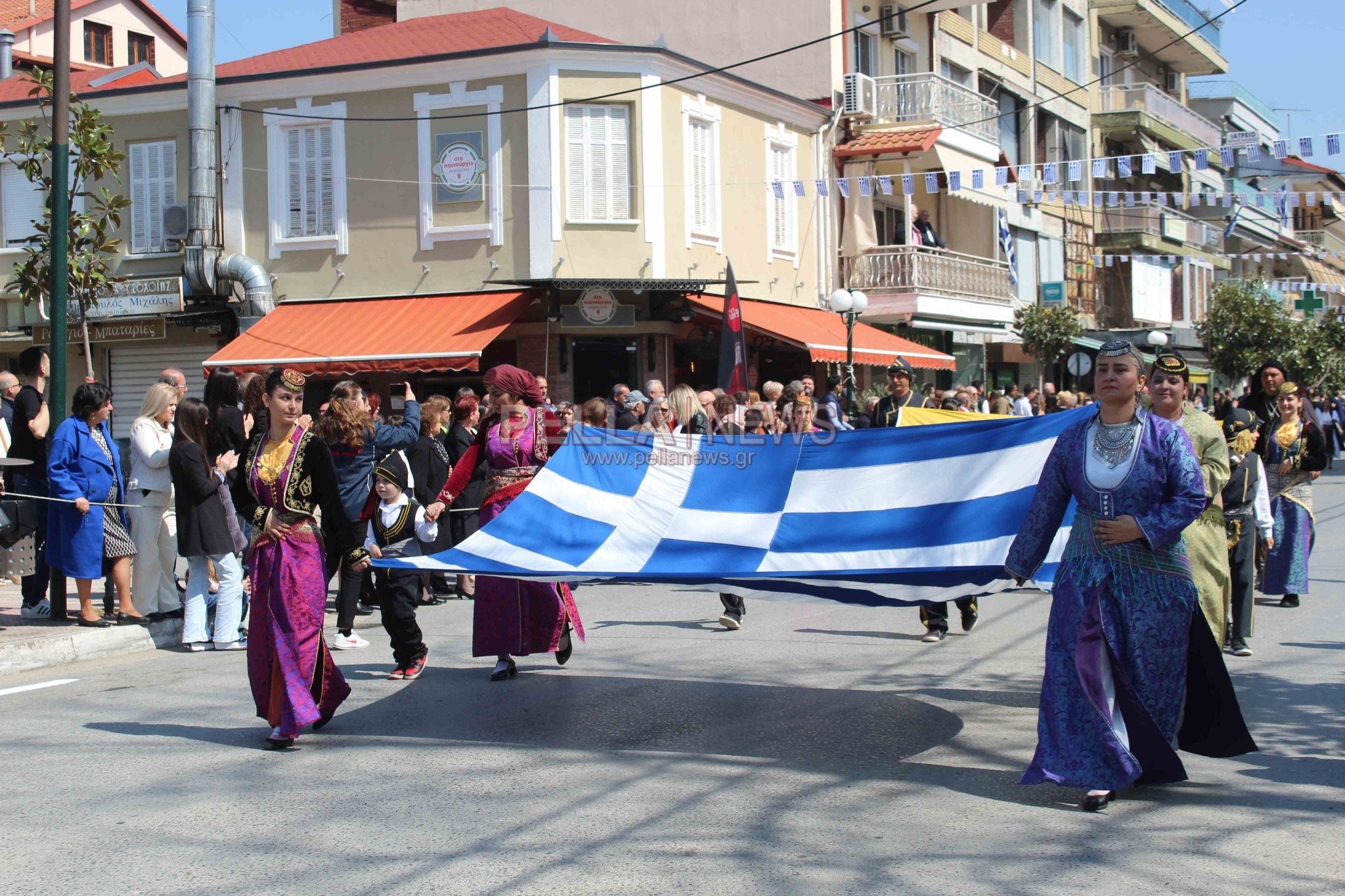 Ο εορτασμός της 25ης Μαρτίου στη Σκύδρα (φωτορεπορτάζ)