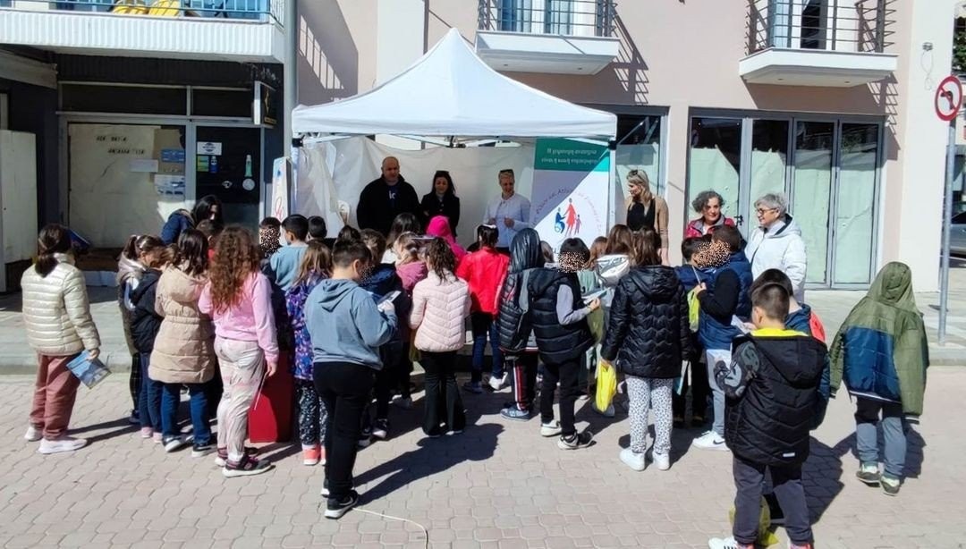 Δυναμική η διήμερη παρουσία του Συμβαδί-ζω στην 6η Ανθοέκθεση Σκύδρας