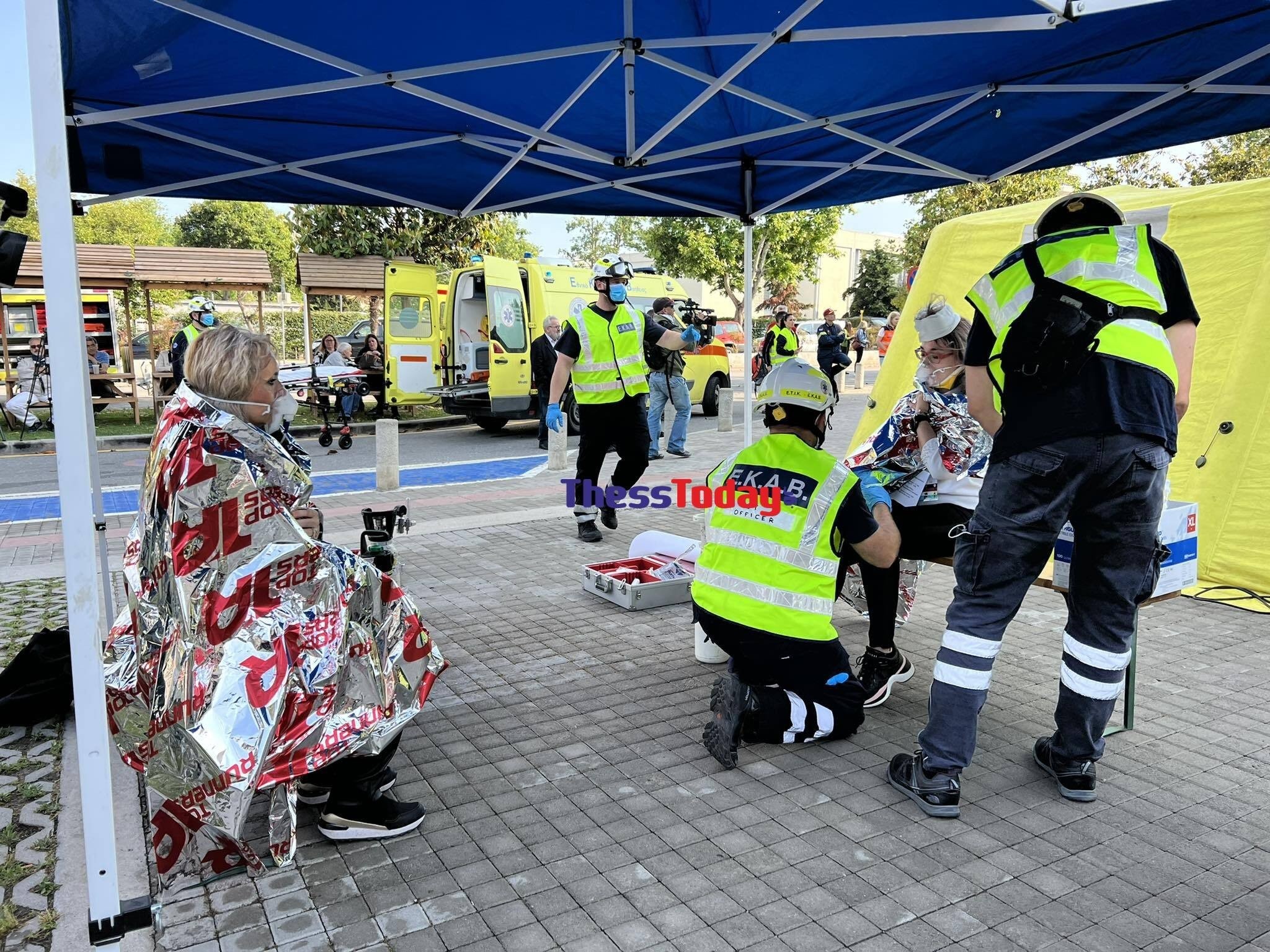 «Σεισμός» στο δημαρχείο Θεσσαλονίκης – Εντυπωσιακή άσκηση ετοιμότητας