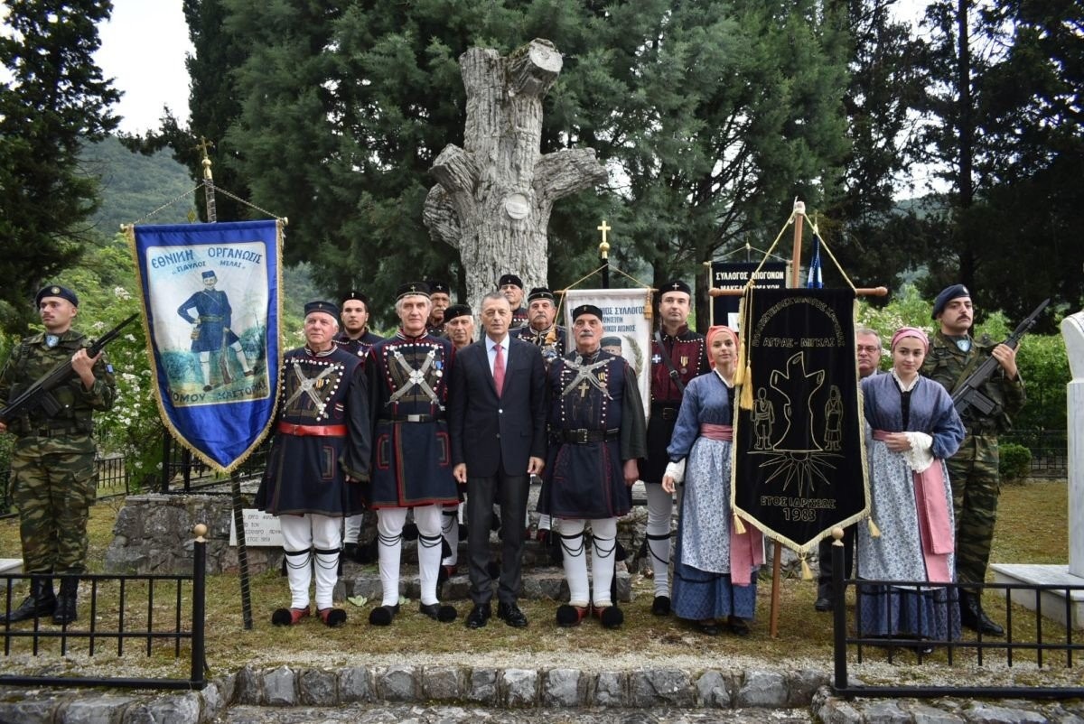 Ο Σύλλογος Απογόνων Μακεδονομάχων Εδέσσης – Αλμωπίας στο μνημόσυνο στην Καρυδιά