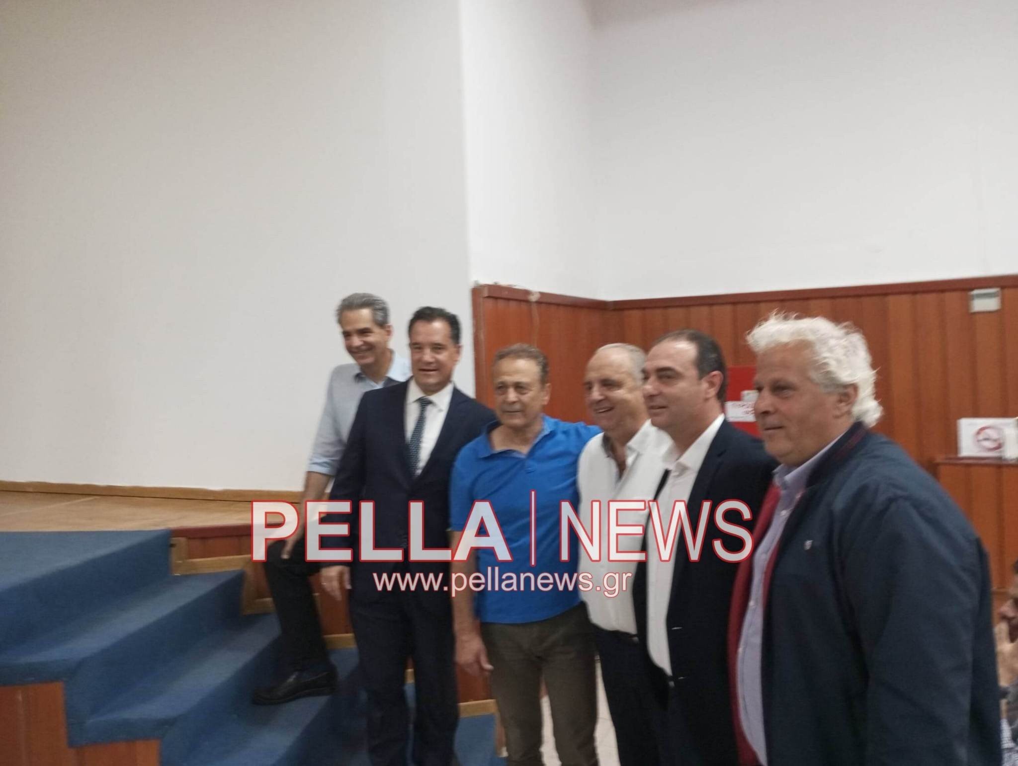 Βράβευσε τη Μικτή Πέλλας Κ16 ο Αντιπεριφερειάρχης Πέλλας Ι. Τζαμτζής-Άδωνις και Συρίγος στην απονομή