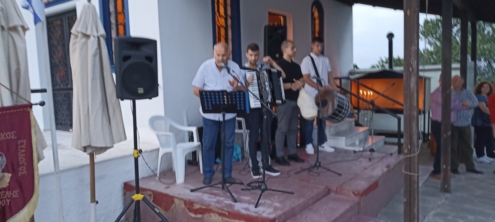 Ανατολική Ρωμυλία «Η ΑΓΙΑ ΤΡΙΑΔΑ» :Πανηγύρισε o Iερός Nαός της Αγίας Tριάδας