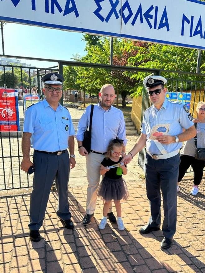 Σε σχολεία των Γιαννιτσών για τον Αγιασμό ο Λάκης Βασιλειάδης