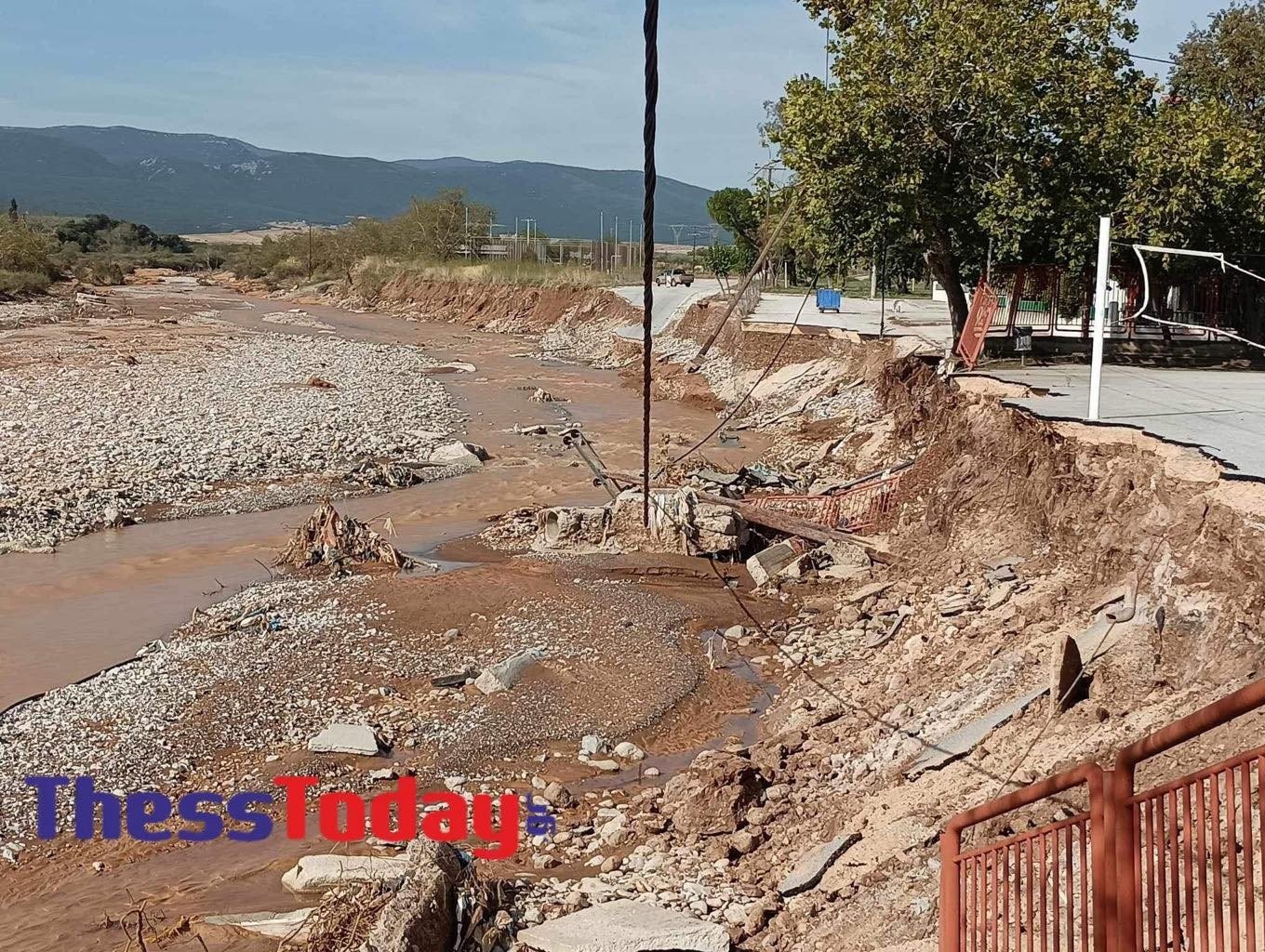 Βόλος: Σχολείο… ναρκοπέδιο για 120 μαθητές το 5ο δημοτικό Αλμυρού – “Είναι επίφοβη η κατάσταση, ανησυχούμε για τα παιδιά μας”