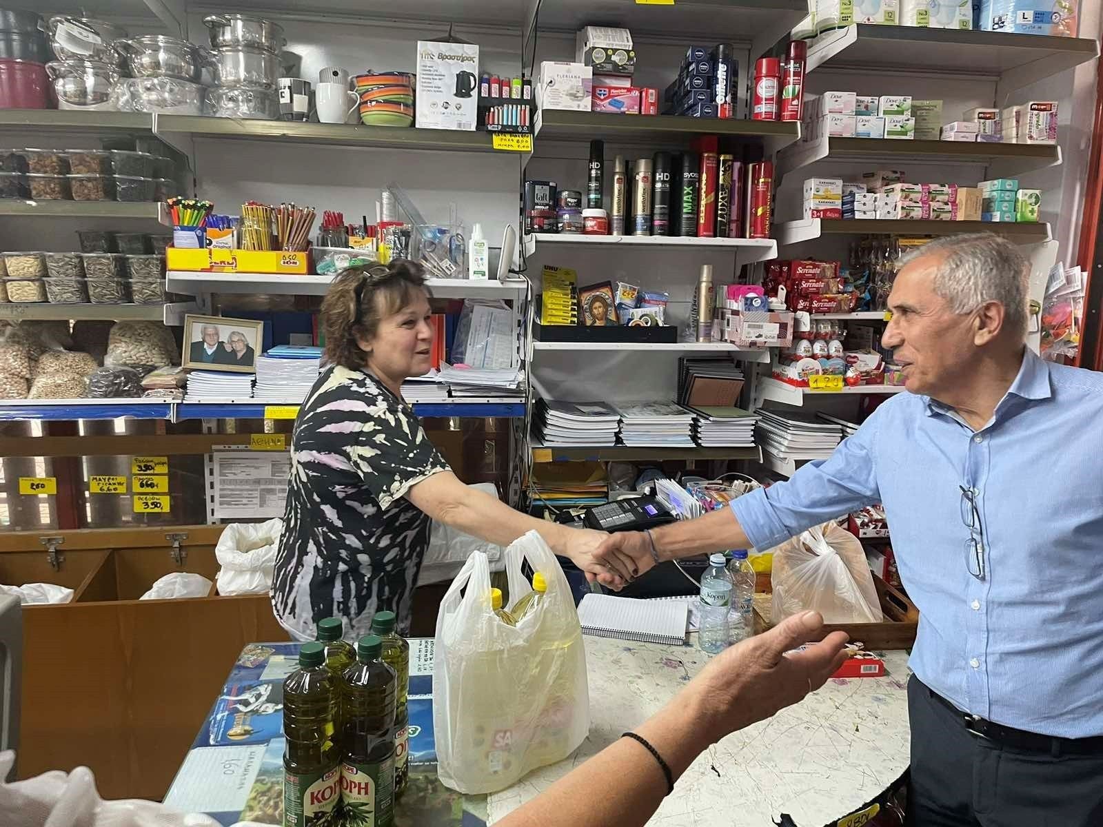 Την περιοχή της Μητροπόλεως και της Νέας Τραπεζούντας στα Γιαννιτσά επισκέφτηκε ο  Στάθης Καστερίδης