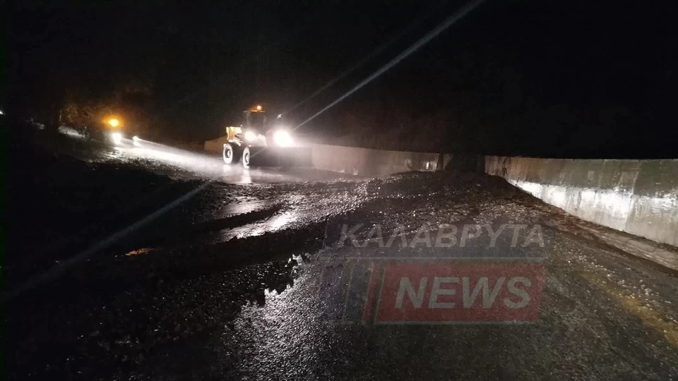 Κακοκαιρία «Elias»: Προβλήματα σε πολλές περιοχές -Πτώσεις δένδρων, πλημμύρισαν δρόμοι, κλειστά σχολεία