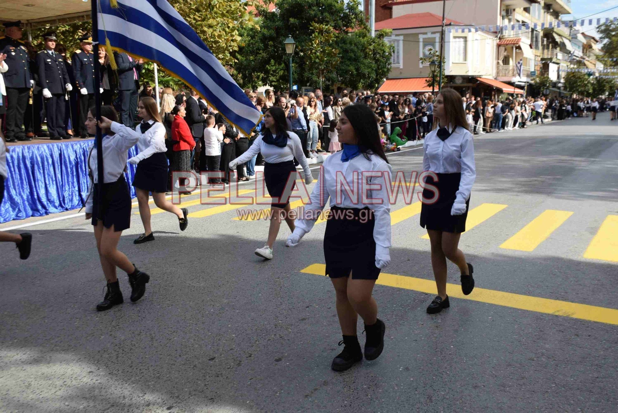 Η μαθητική παρέλαση στη Σκύδρα για την επέτειο της 28ης Οκτωβρίου (βίντεο/φώτο)