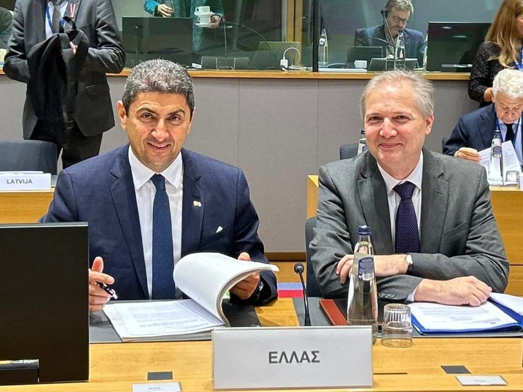 Αυγενάκης: Στόχος μας μια ΕΕ με γρηγορότερα αντανακλαστικά