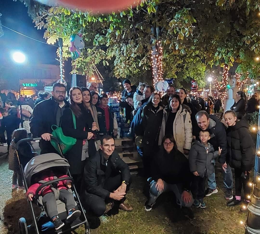 Το δέντρο της αγάπης στα Γιαννιτσά (φώτο)