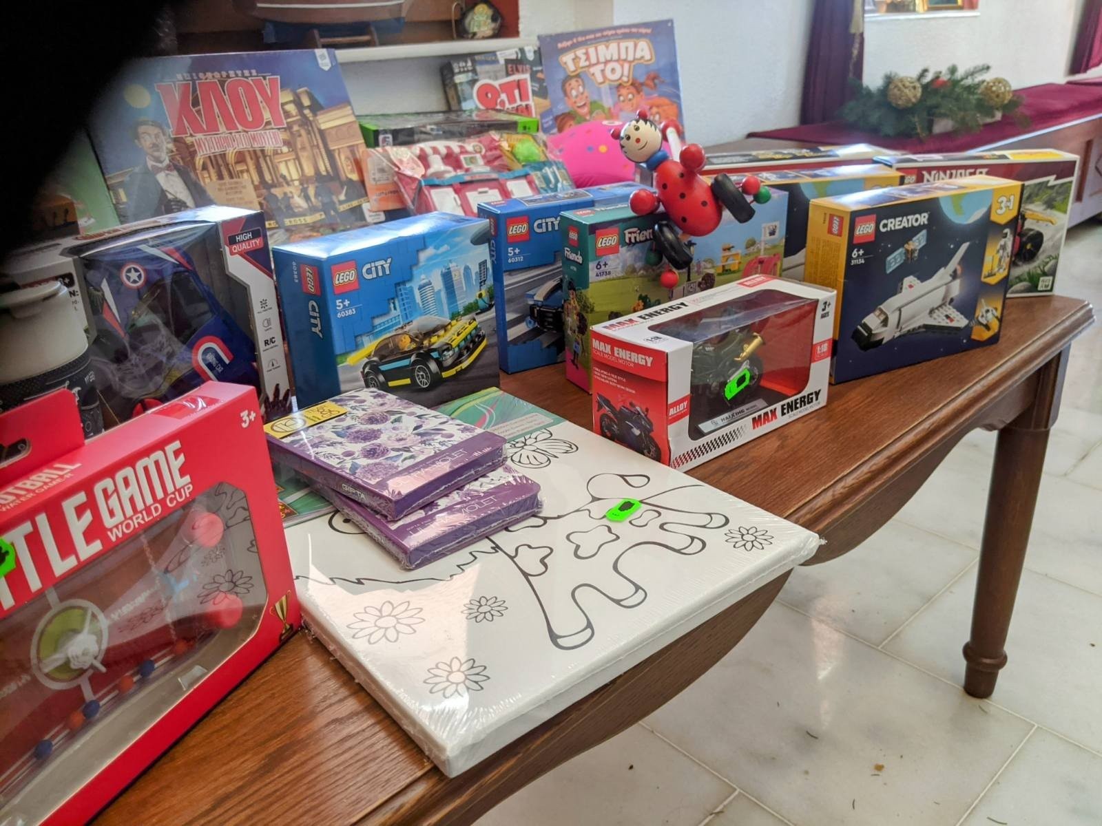 Νεοχώρι Αλμωπίας: Ποντιακά κάλαντα και χαρά σε παιδιά και ηλικιωμένους