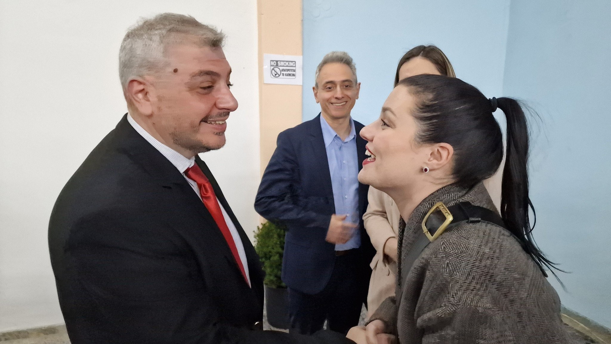 Χαμόγελα και αισιοδοξία στην ορκομωσία της Δημοτικής αρχής Αλμωπίας