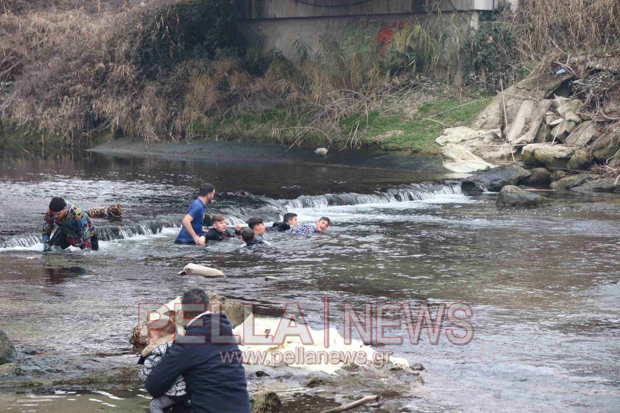 Ο αγιασμός των υδάτων στη Σκύδρα