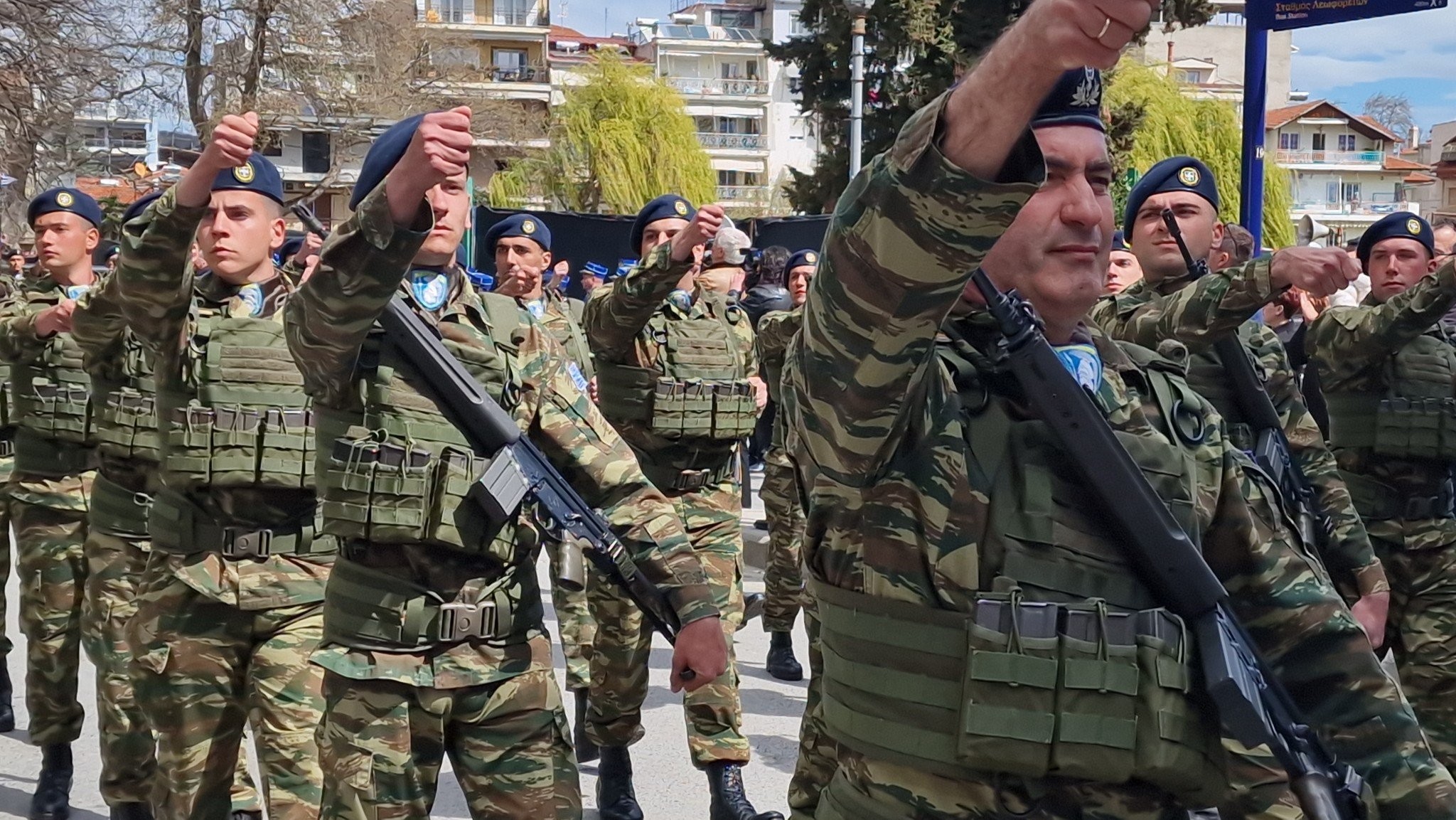 Έδεσσα: Μήνυμα εθνικής υπερηφάνειας από τον στρατό