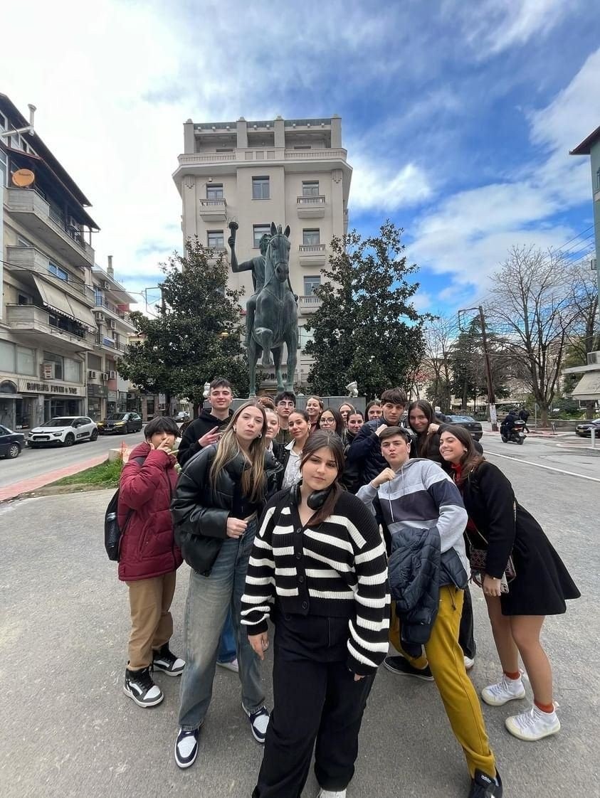 Εβδομάδα Erasmus- Το 1ο ΓΕΛ Έδεσσας υποδέχτηκε ομάδα 35 μαθητών/τριων από την Πολωνία, την Ισπανία και την Ιταλία με τους συνοδούς καθηγητές τους