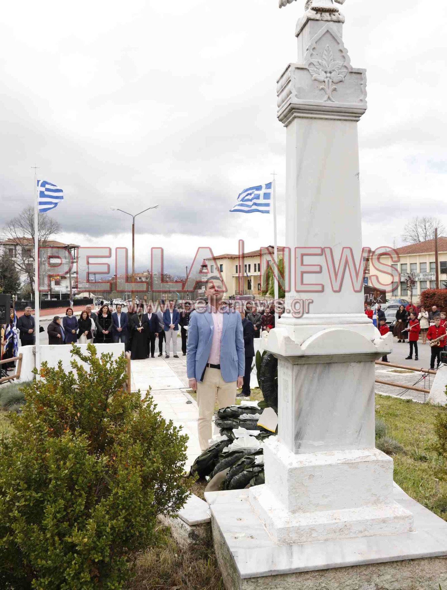 25η Μαρτίου: κατάθεση στεφάνων στο Ηρώων της Σκύδρας-τιμή και δόξα σ' όσους θυσιάστηκαν για την ελευθερία!