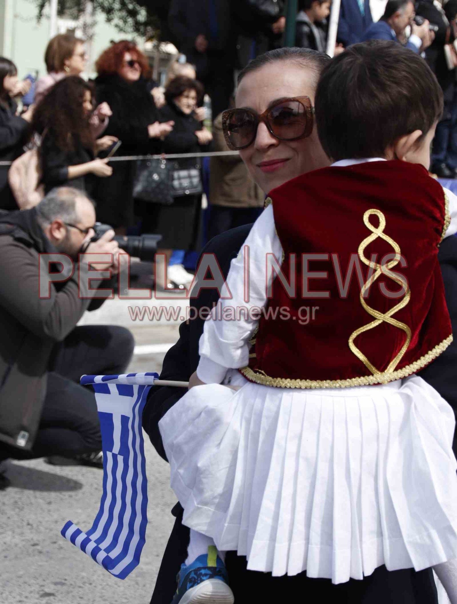 121 φωτογραφικά στιγμιότυπα για την 25η Μαρτίου στη Σκύδρα!