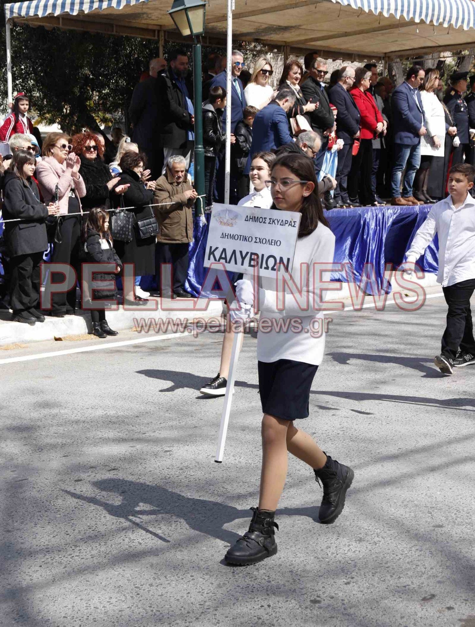 121 φωτογραφικά στιγμιότυπα για την 25η Μαρτίου στη Σκύδρα!